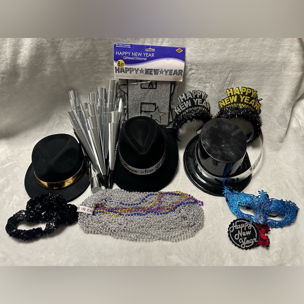 New Years Eve party kit 9 hats 31 necklaces banner mask 12 tiaras 30 horns